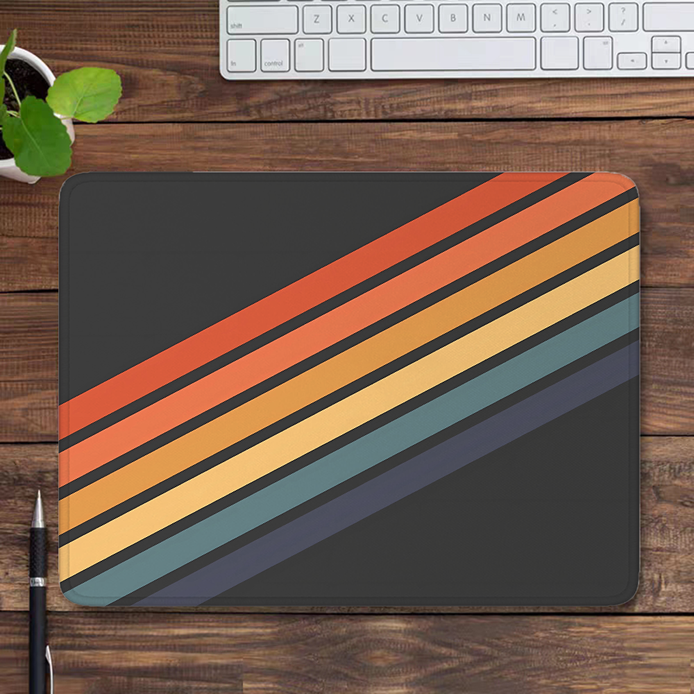 Retro Gaming Style - Retro Stripes 70s Style Mouse Pad